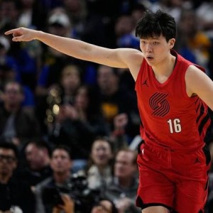 14分17篮板 杨瀚森发展联盟篮板球数据创新高